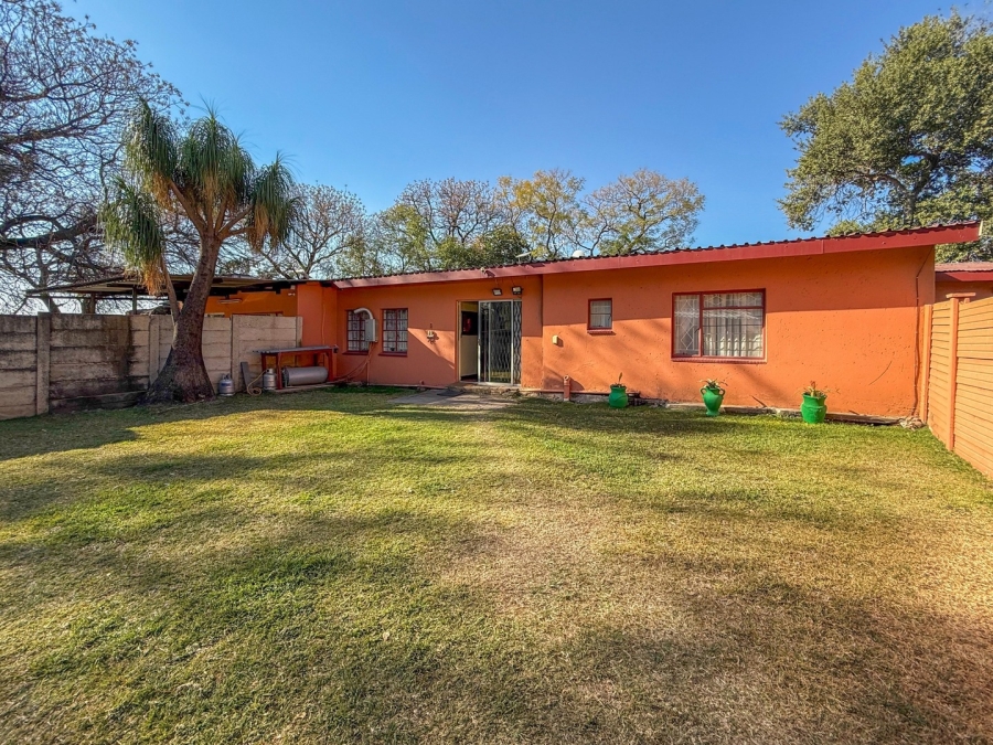 4 Bedroom Property for Sale in De Kroon A H North West